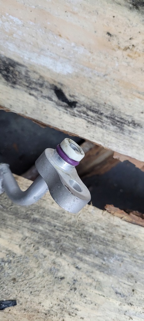 фото №10, Шланг кондиционера audi a6 11-