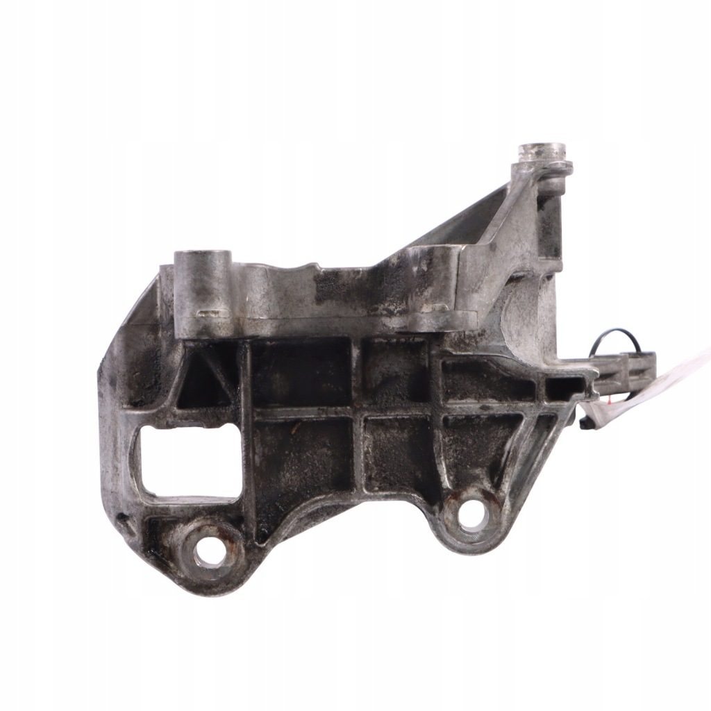 Audi a7 4g8 кронштейн опора кронштейн генератора держатель 059903143bj Цена