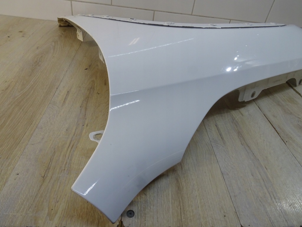 Mercedes glb w247 крыло левый перед a2478810101 llu Доставка