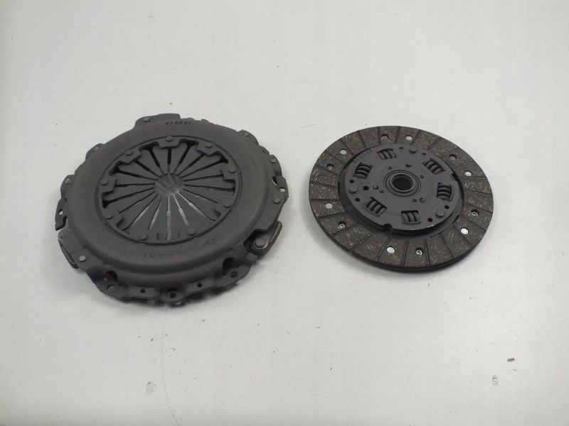 фото №6, Trafic ii 2.2dci 2.5dci сцепление полный oryg