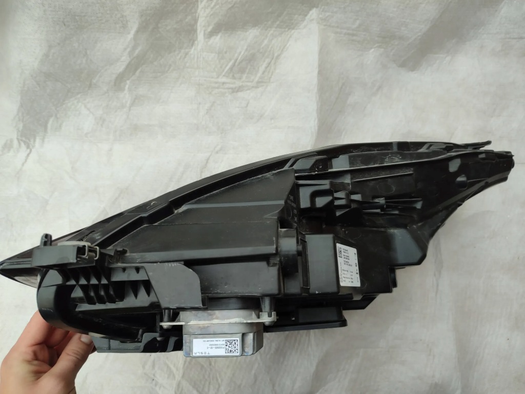 Фара фара праві перед tesla model 3 y fl рестайлінг  2021 full led Ціна