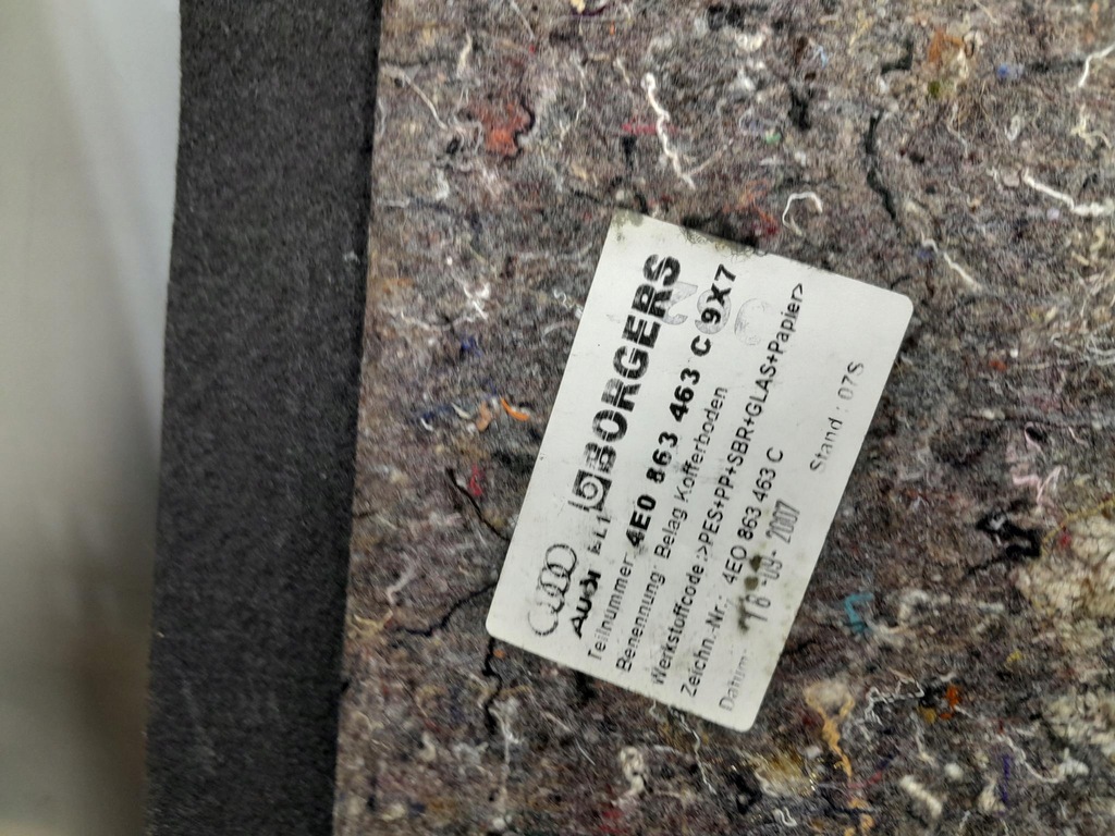 фото №7, Audi a8 d3 підлога обшивка багажника