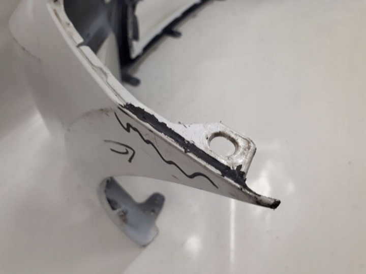 фото №7, Lexus is 2013 бампер перед