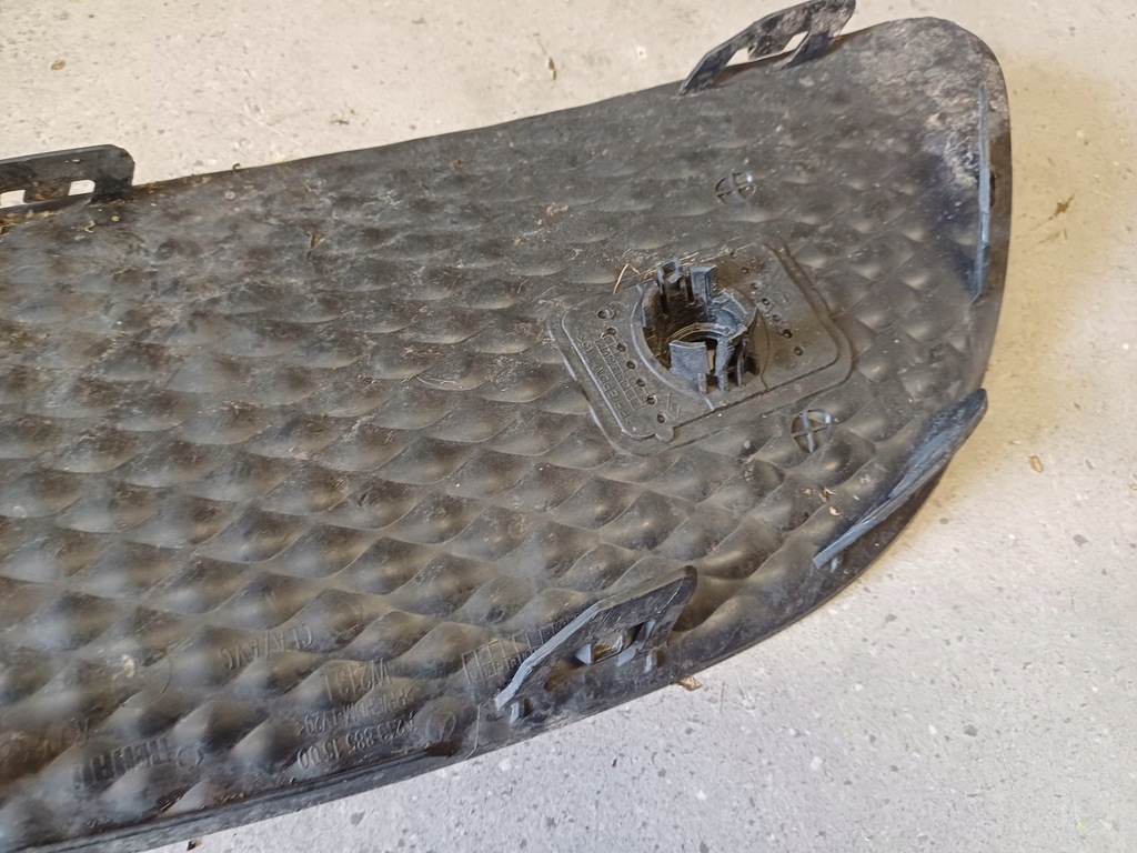 фото №8, Решётка левая бампера mercedes w213 nr. a2138851500