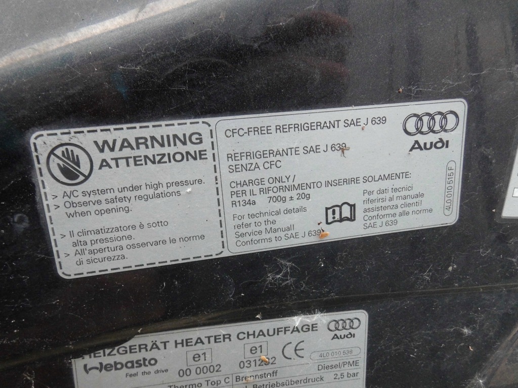 Капот з ryglem audi q7 4l рестайлінг  2010r. сіра lz7l Ціна