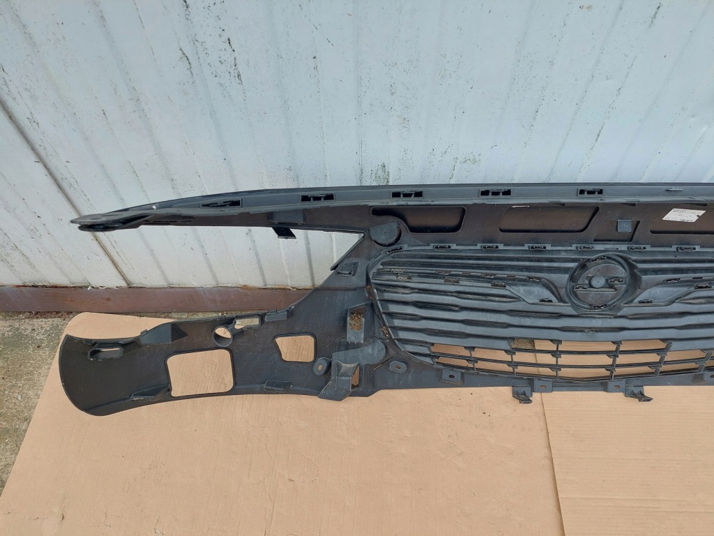 Купить Решётка  решётка радиатора решётка радиатора 9816859580 opel combo e 2018-2021