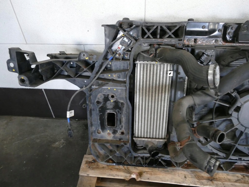 фото №12, Hyundai ix35 1.7 d усилитель передний pas перед вентилятор радиатор