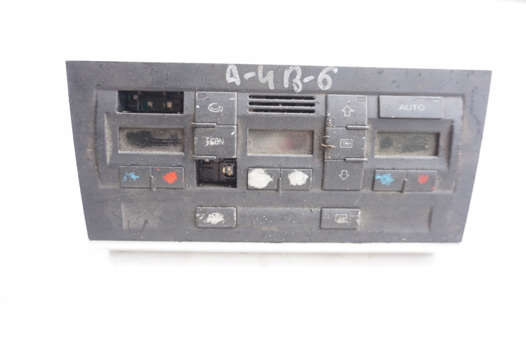 фото №1, Панель обдув 8e0820043l audi a4 b6