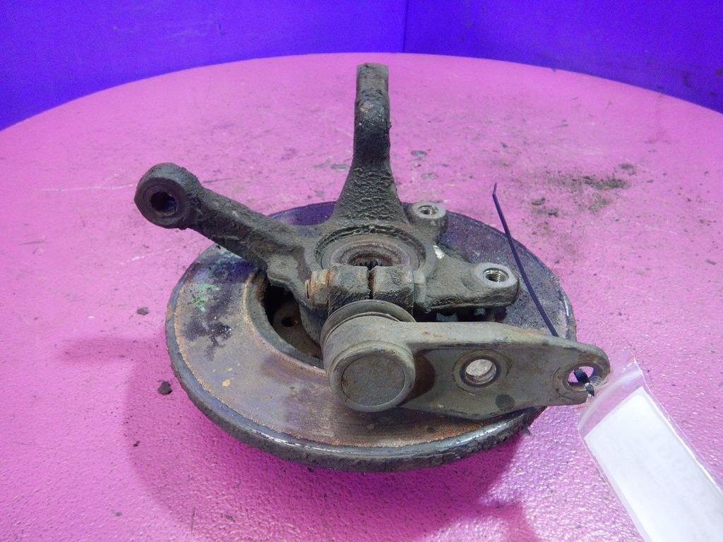 фото №4, Renault twingo i 1.2 ступиця поворотний кулак перед ліва