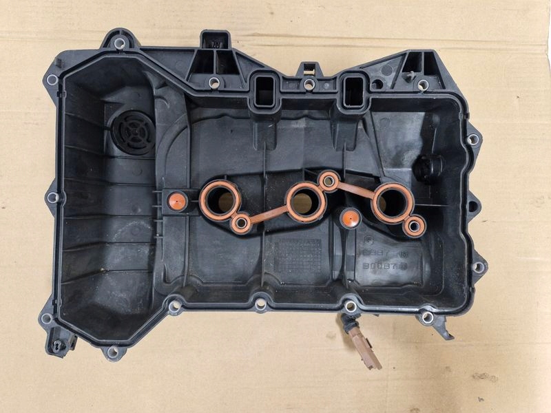 Peugeot 208 2008 1 1 1.2 vti крышка клапанов датчик давления с Разборки