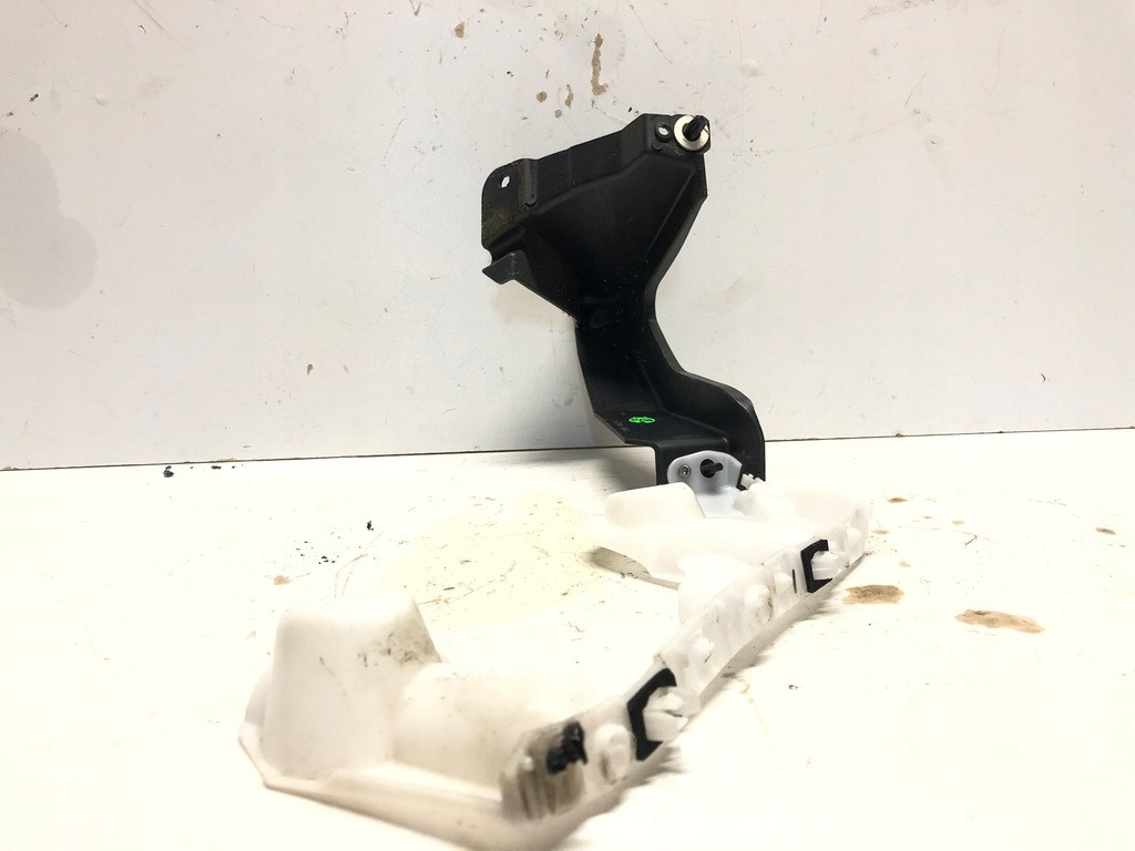 фото №8, Renault megane iv хэтчбек правый направляющая задняя бампер 852248678r 850449059r