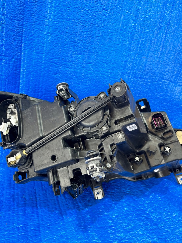 фото №11, Leon iv full led лампа левая передняя 5fb941007f