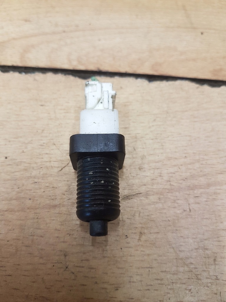 фото №1, Датчик света стоп педали тормоза citroen c8