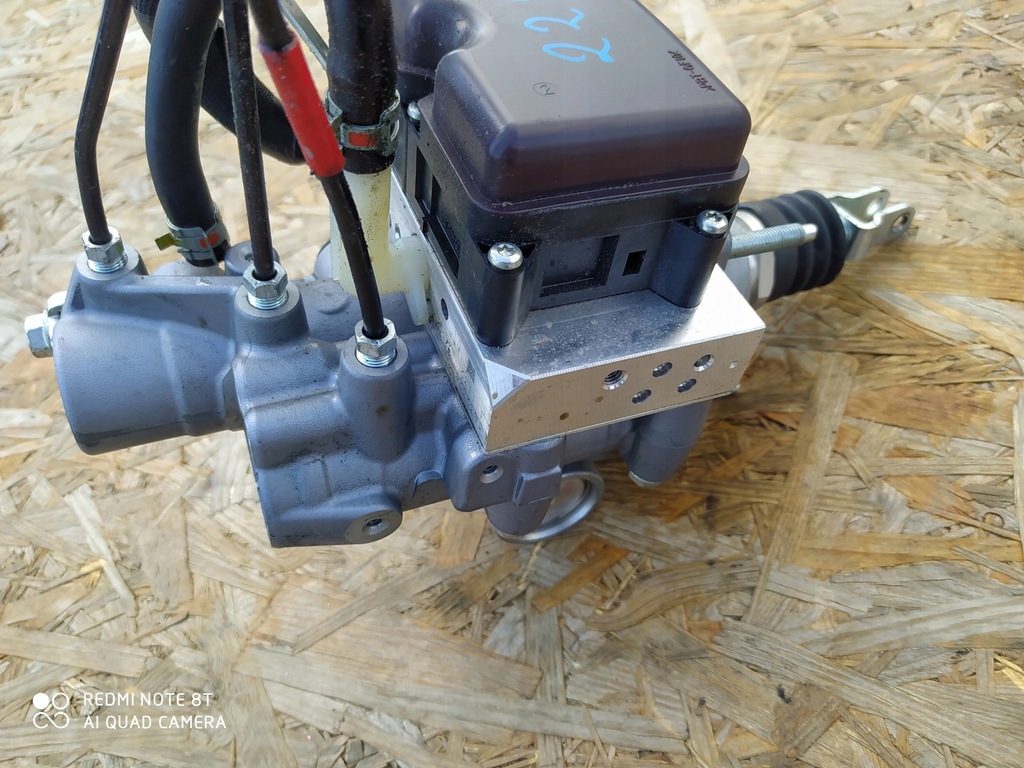 фото №3, Toyota chr насос гальмівна