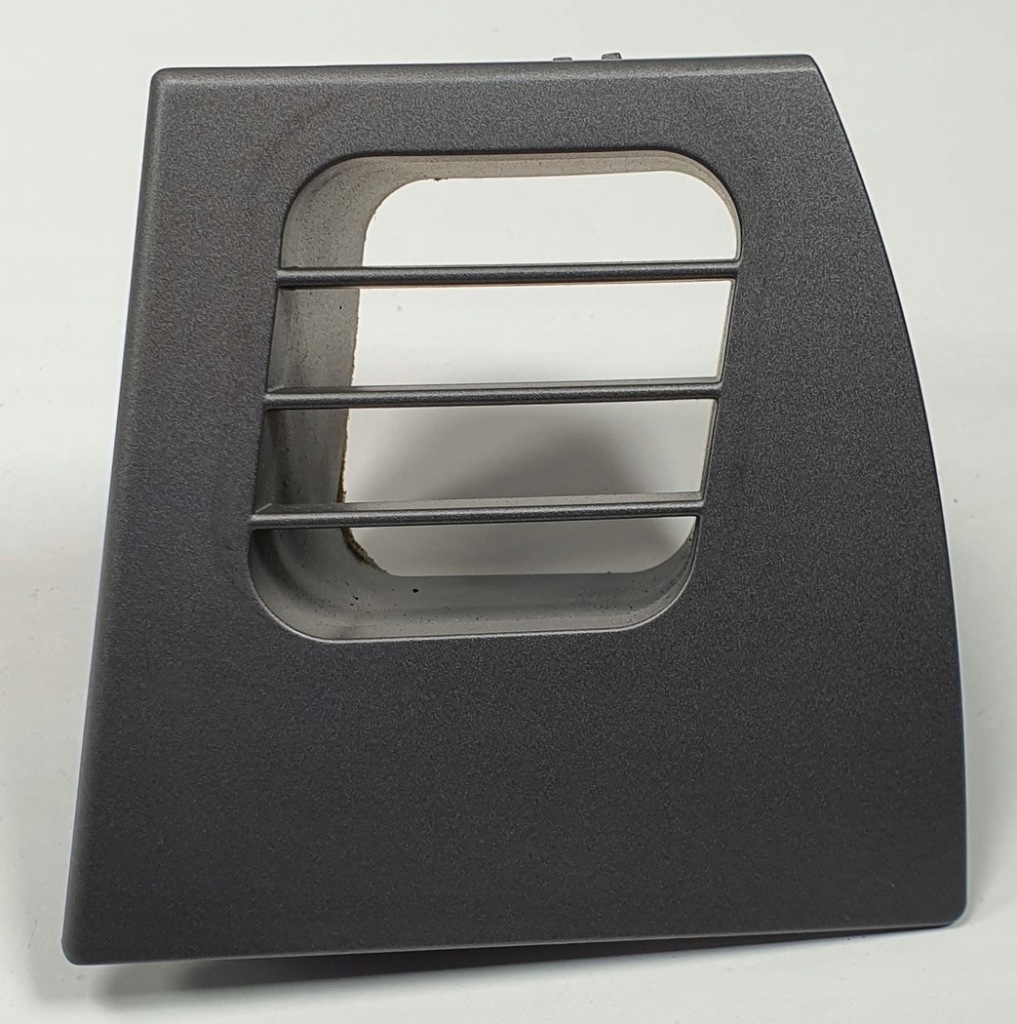 фото №1, Решётка обдув правый перед bmw 7 e65 7007148