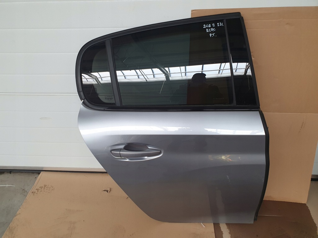 Купить Дверь правый  задняя задний kcac peugeot 208 2 e208 23r