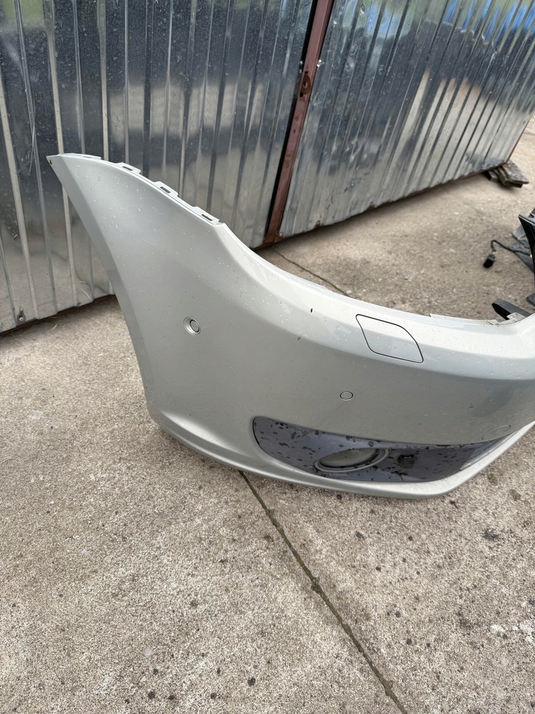 фото №16, Бампер передний kpl. touran 10-15 6-pdc омыватель lr7l