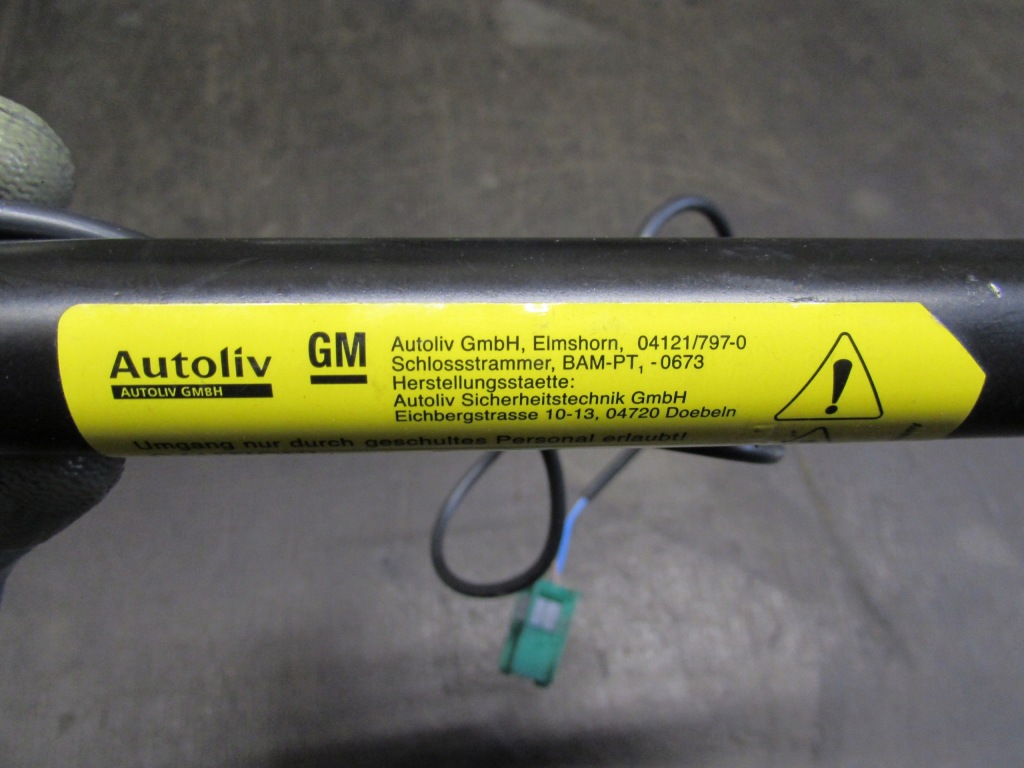 фото №9, Клипса поперечина правый перед opel zafira b 04-14r 1327491