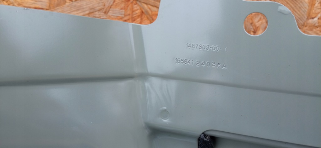 Tesla model y 20- обшивка крыло  левое  бок левое  задняя новый оригинал с Разборки