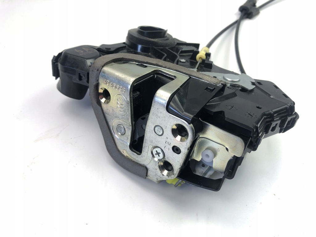 фото №3, Lexus ct 200 замок дверь левый перед