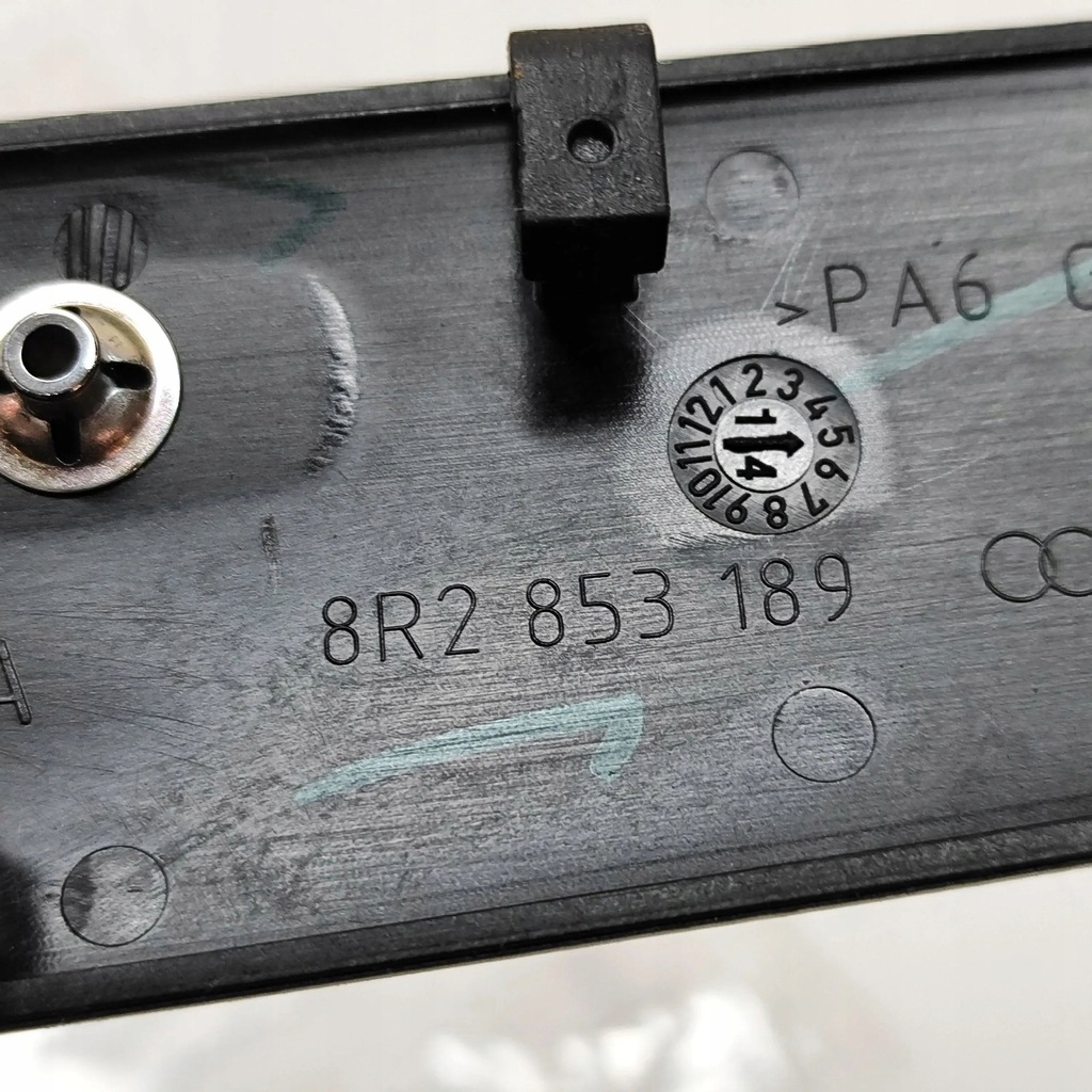 фото №7, Audi q5 sq5 2015 рамка бардачка панелі приладової панелі