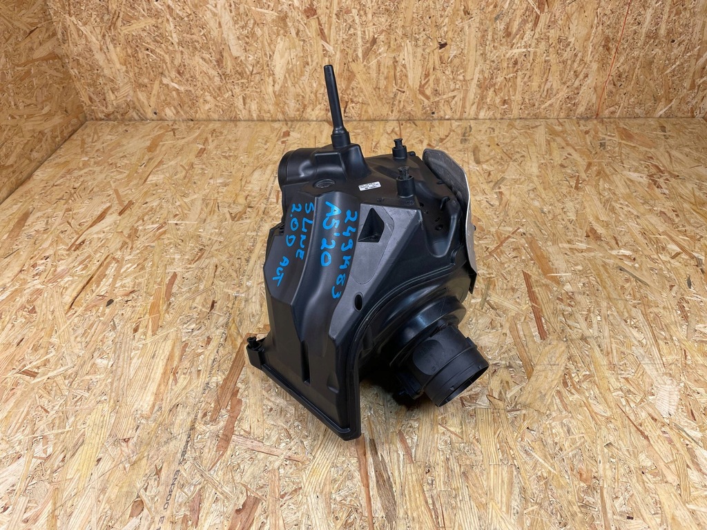 фото №8, Корпус фільтра повітря audi a4 b9 a5 8w 2.0 tdi 8w0133835p 2015-