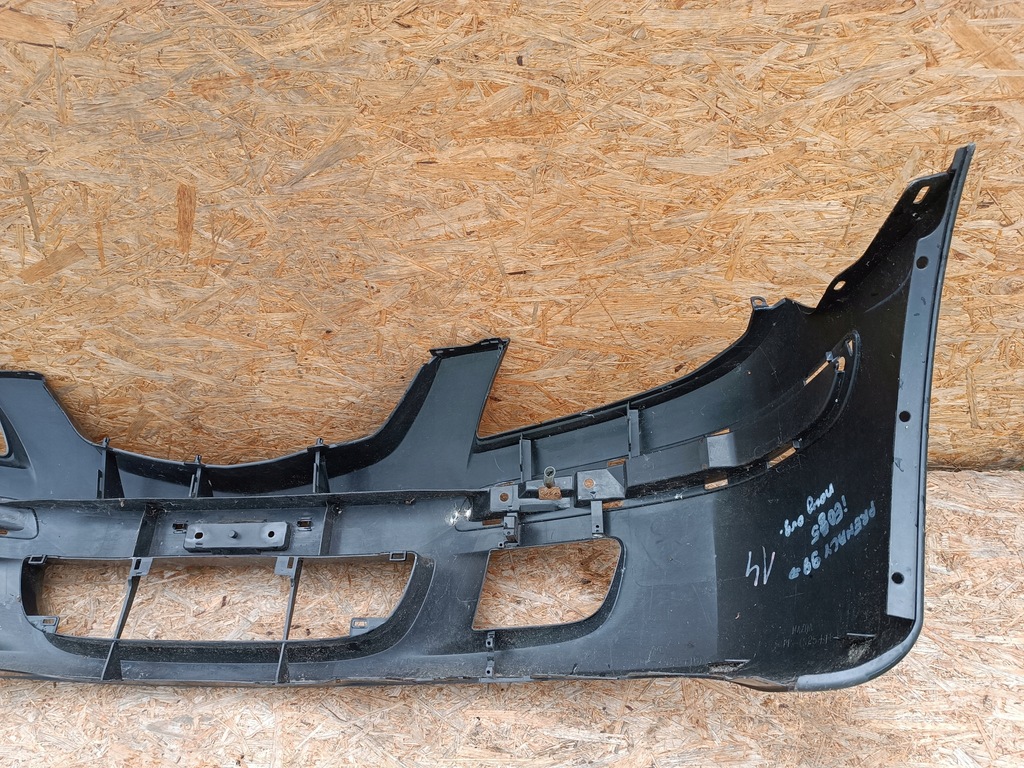 фото №13, Бампер перед передній оригінал c100-50031 mazda premacy 1999-2001