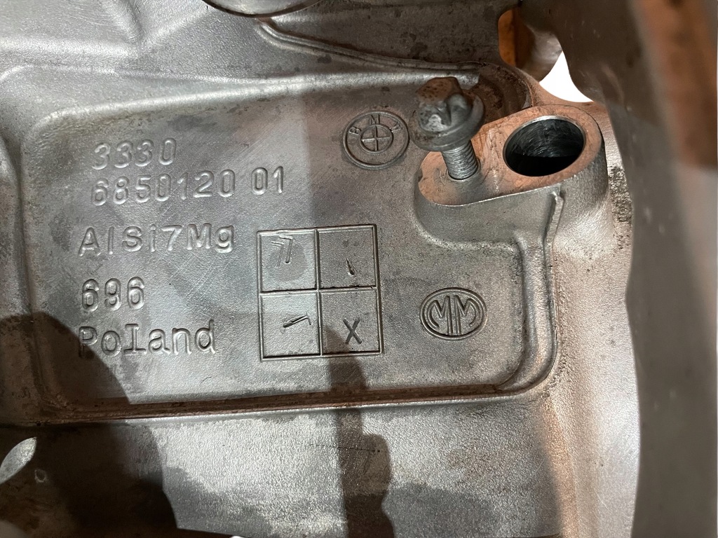 фото №8, Поворотний кулак задня права bmw 8 g16 850ix