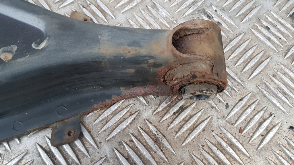 фото №13, Mercedes w203 рычаг левый правый задняя