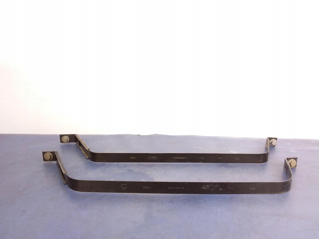 фото №1, Ford mondeo mk5 кріплення бака пального