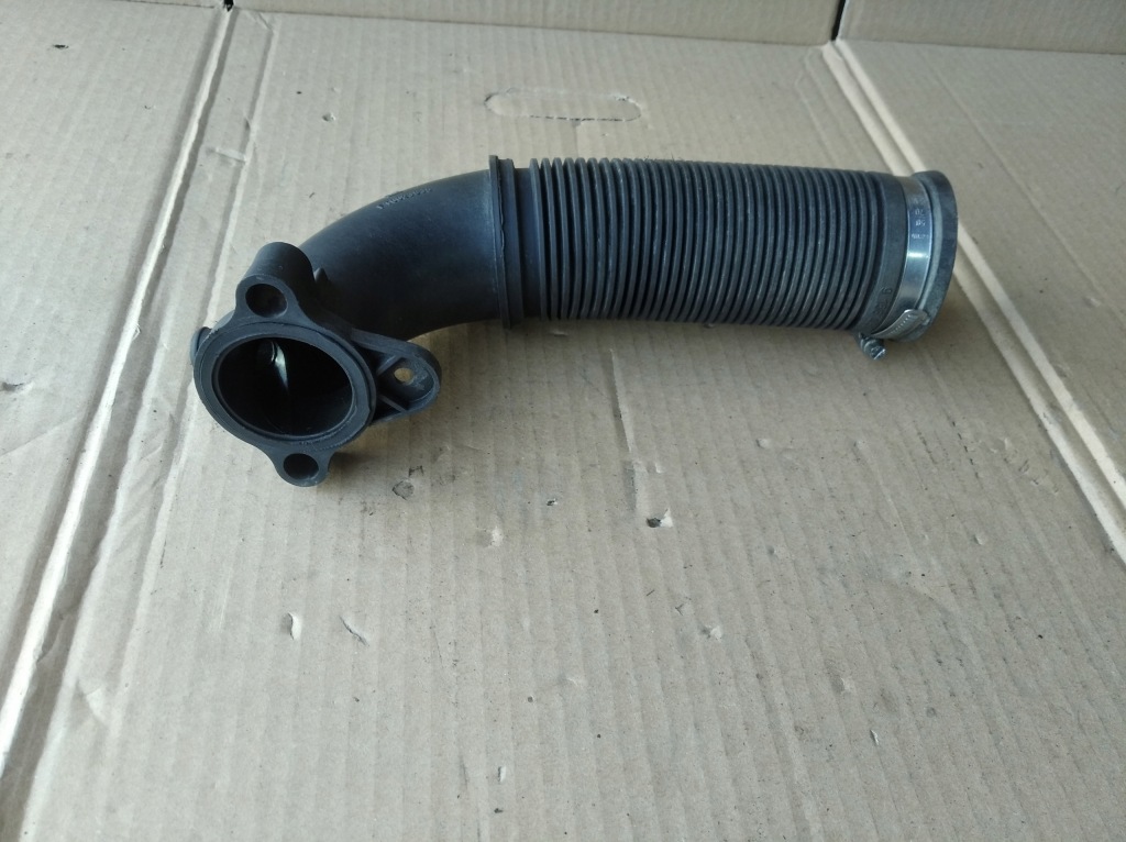 Труба повітрозабірник повітря opel agila a 1,2b 16v ft0023935 Зі Шроту