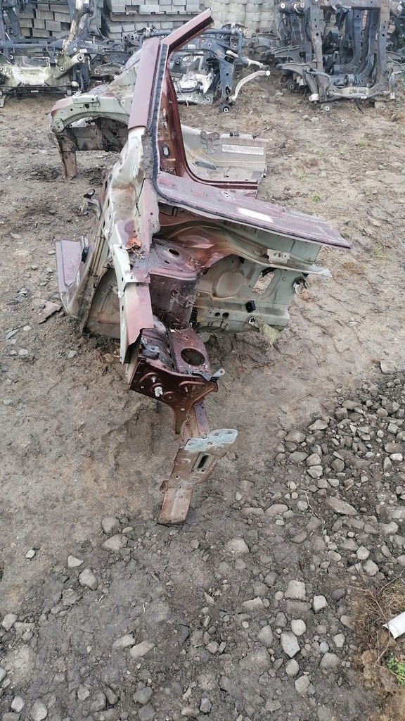 фото №1, Чверть лонжерон підкрилок правий перед clio iv