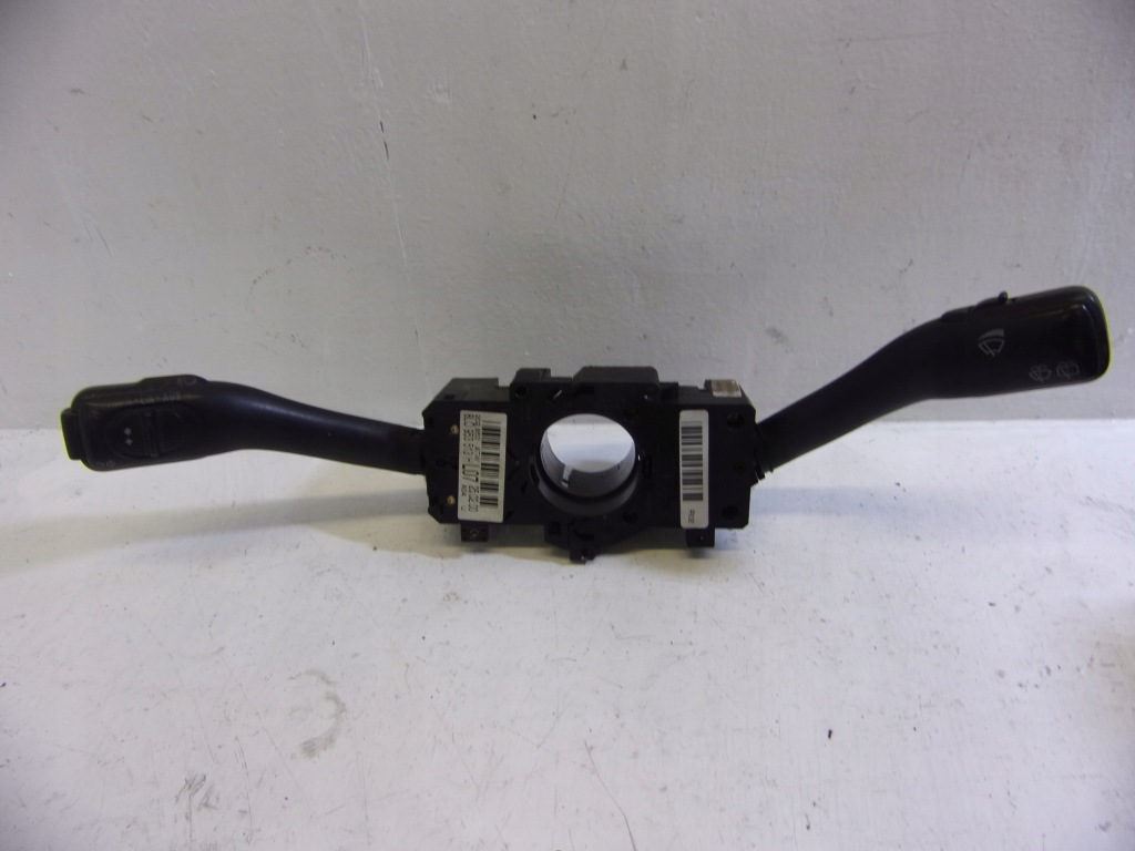 фото №1, Переключатель комбинированный audi a6-c5 2000 8l0953513h