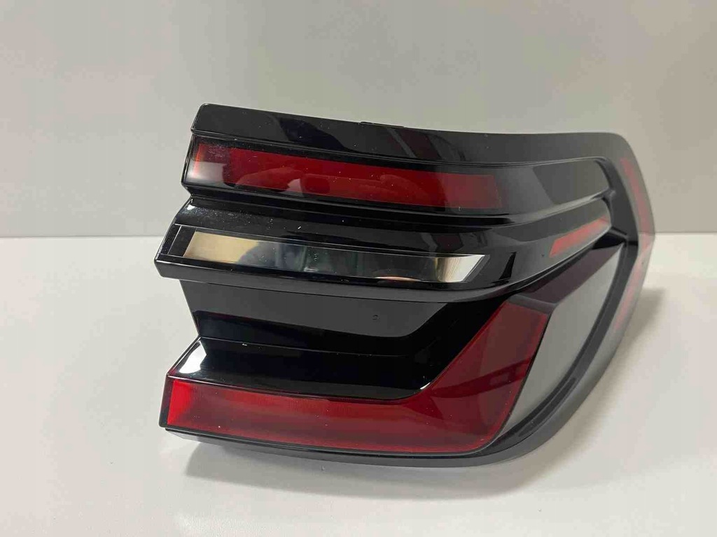 фото №10, Комплект лампа задніх bmw x7 g07 9881354 3.0l бензиновий 250kw 2023