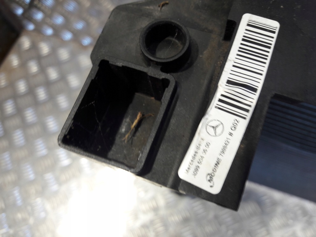 фото №8, Mercedes c w205 радіатор кондиціонера a0995040700