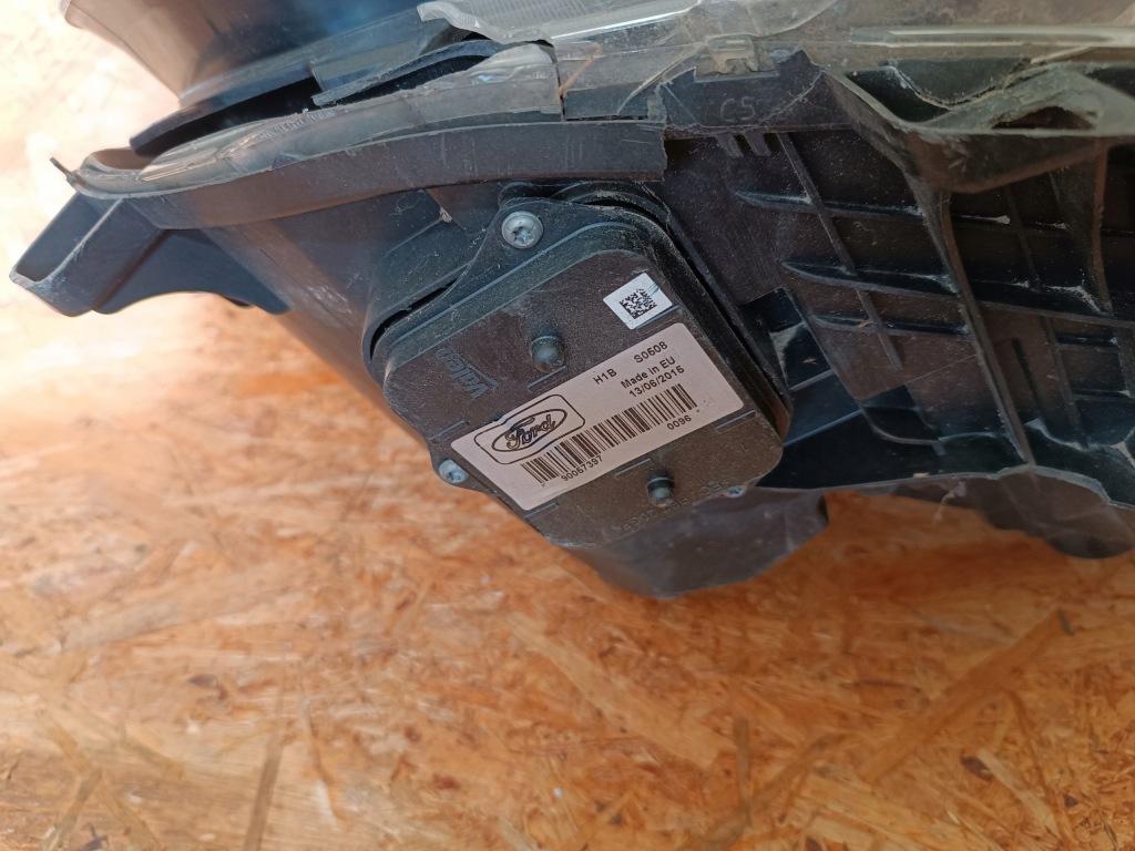 Фара лівий перед фара європа  em2b-13w030-eh ford s-max 2 mk2 full led Оригінал
