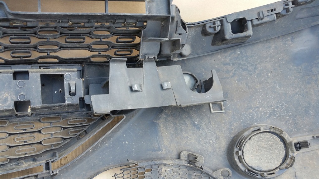 фото №15, Peugeot 208 i 12-15 бампер перед ktvd