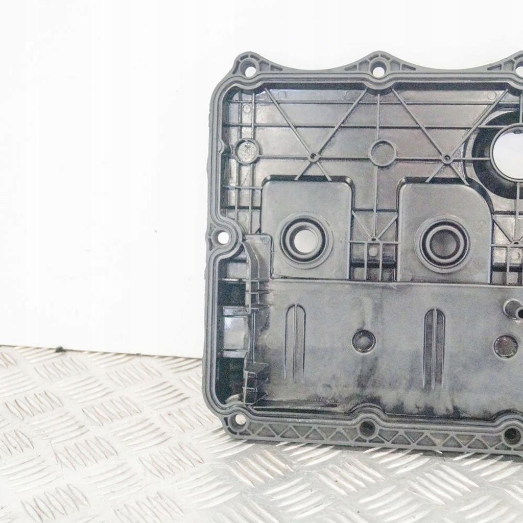 фото №5, Ford transit 2004 крышка клапанов