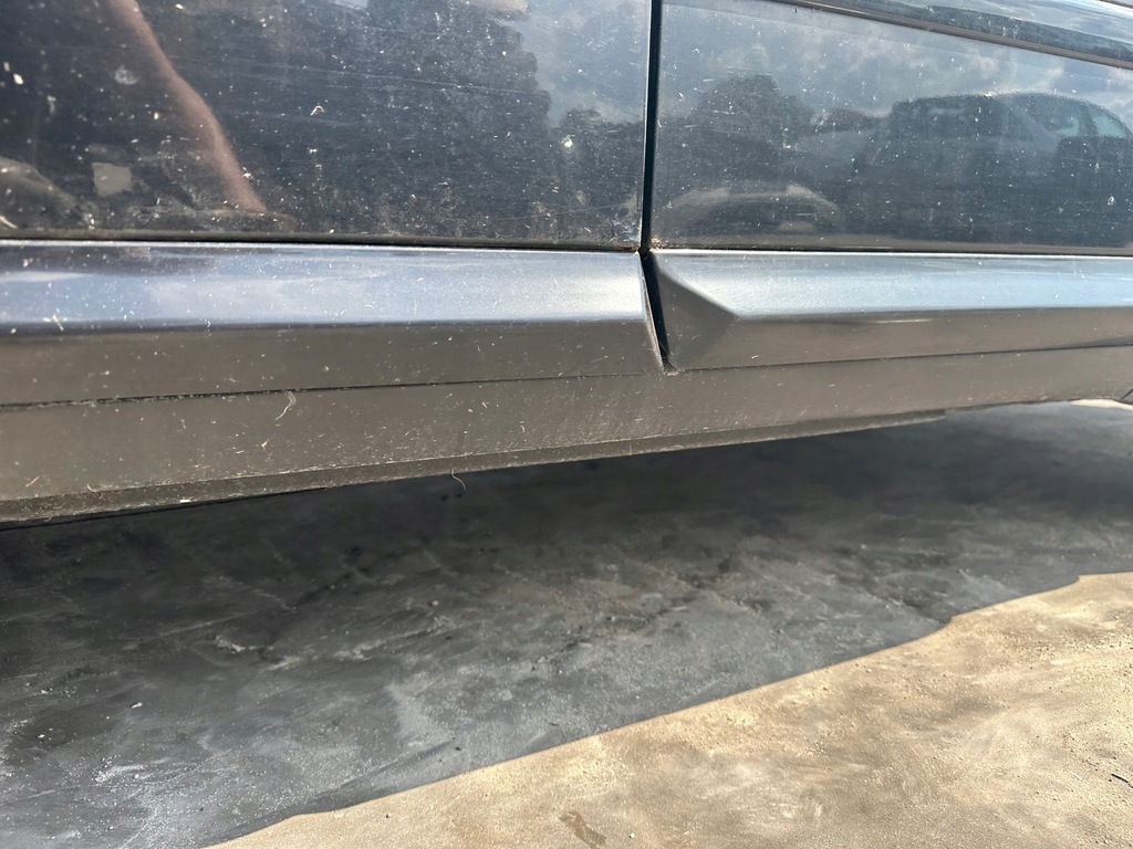 фото №5, Молдинг порог левая audi a4 b7 avant lz9y