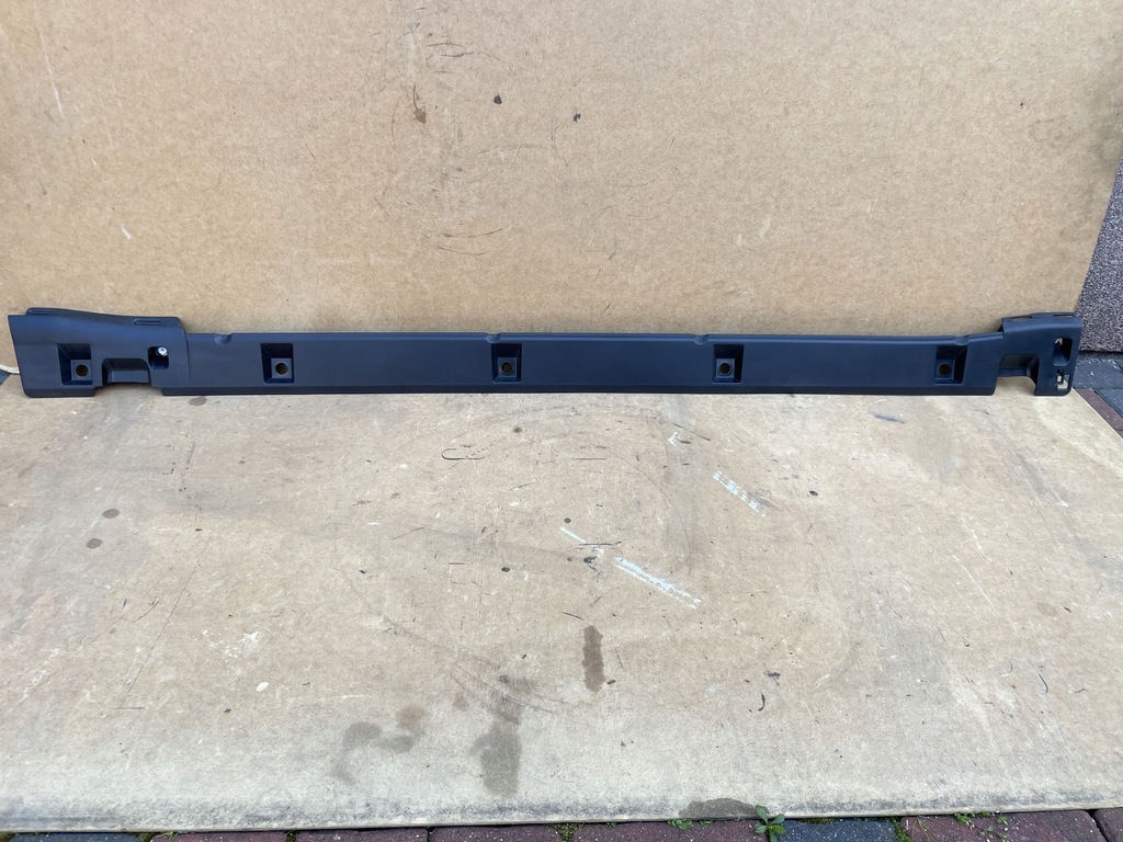 фото №1, Порог накладка правая suzuki grand vitara ii 05-