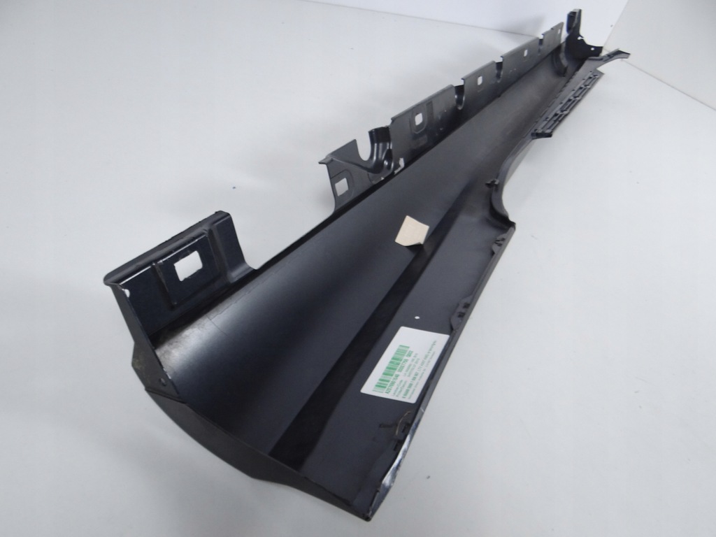 фото №8, Mercedes w207 молдинг накладка порог правая amg