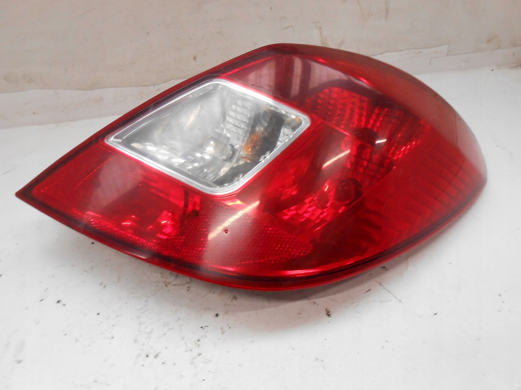 фото №6, Opel corsa d лампа задняя правая 13188046