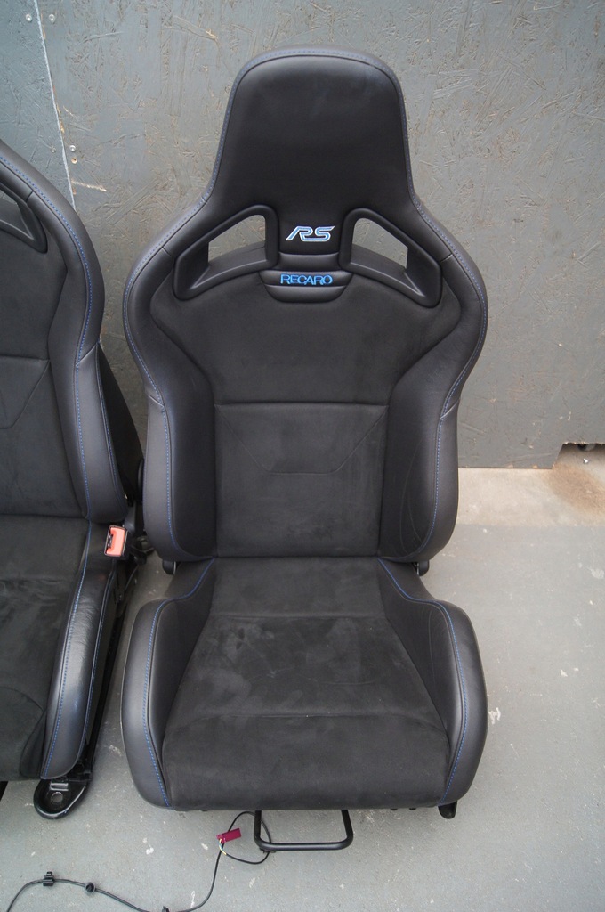 фото №7, Ford focus mk3 rs сиденья recaro обшивки заднее сиденье