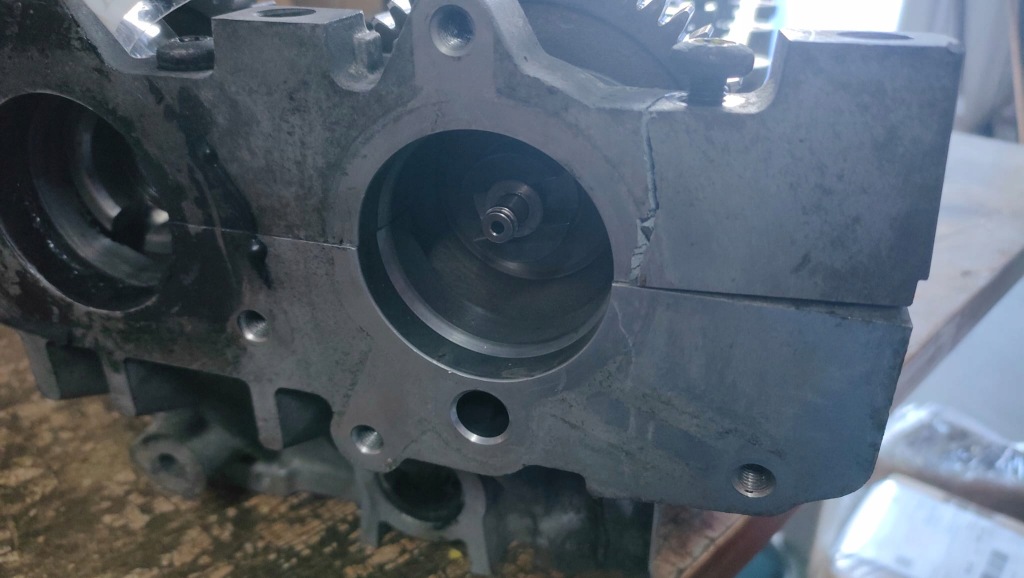 фото №15, Volvo s60 v70 xc70 xc90 2.4 d5 163km головка 08692974