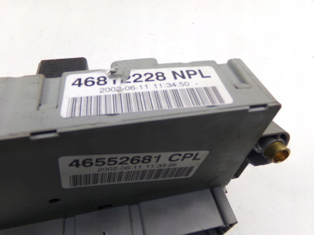 Fiat punto 2 188 коробка запобіжників модуль 46552681 cpl Доставка