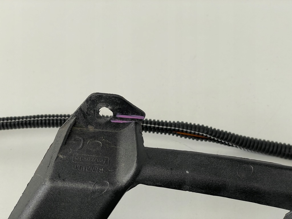 фото №6, Противотуманная фара кронштейн рамка clio iii lift правый левый