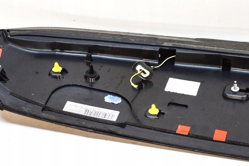 фото №7, Audi q3 8u 2.0 tdi спойлер крышки багажника 8u0827933f 2.00 дизель 110kw 2