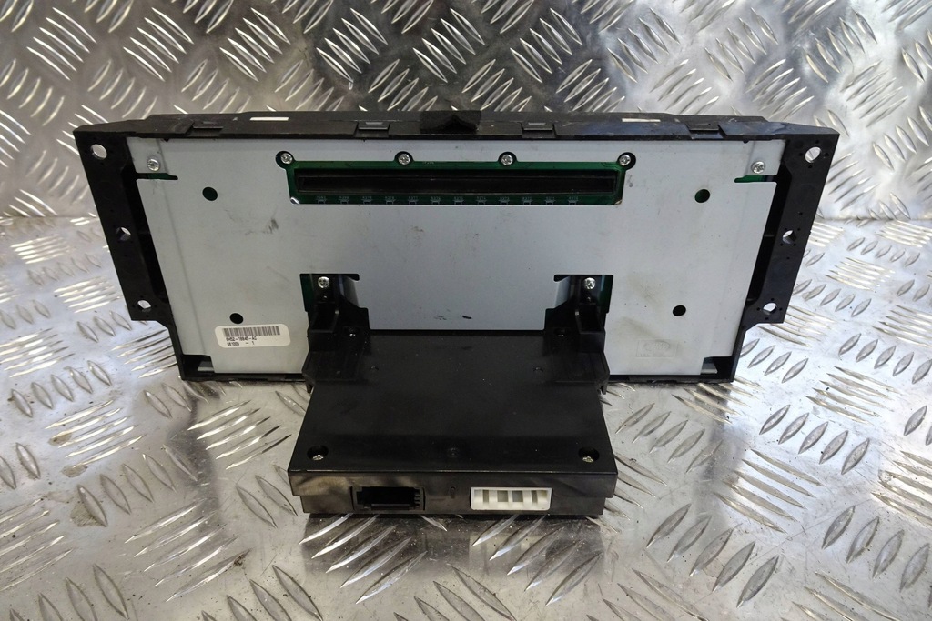 фото №2, Land rover freelander ii панель радио 11-