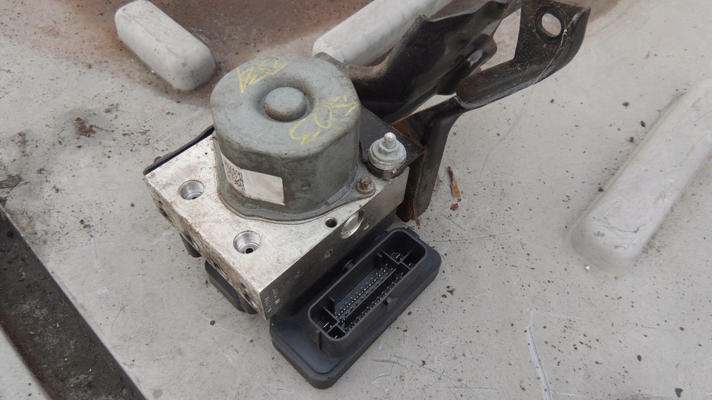 фото №4, Насос abs nissan murano z52