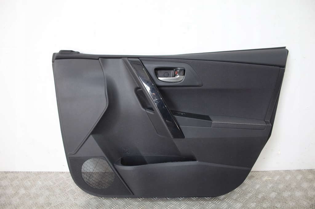 фото №1, Обшивка двері правий перед toyota auris ii lift